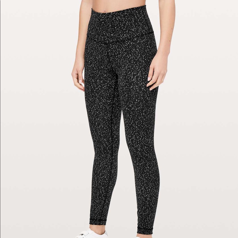 Lululemon Wunder Under Size 4